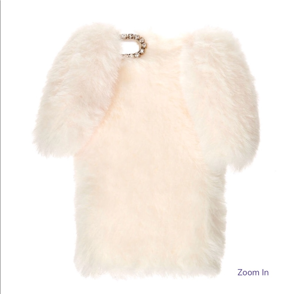 Claire’s faux bunny fur phone case